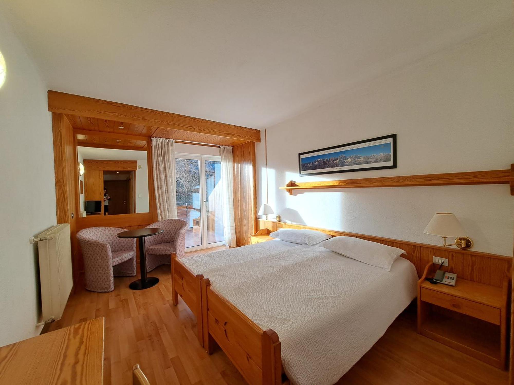 Lake&Nature Hotel Gloria Molveno Exterior photo